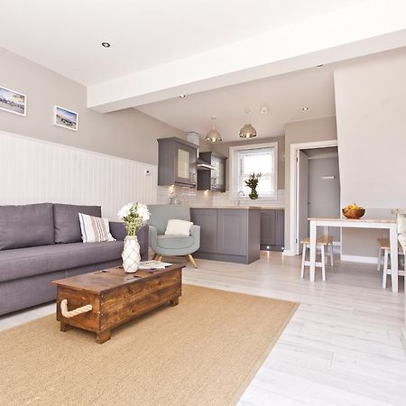 Bournecoast - Coastguard Cottage - Sea View - Garden - Hot Tub - Hb6098 Μπόρνμουθ Εξωτερικό φωτογραφία