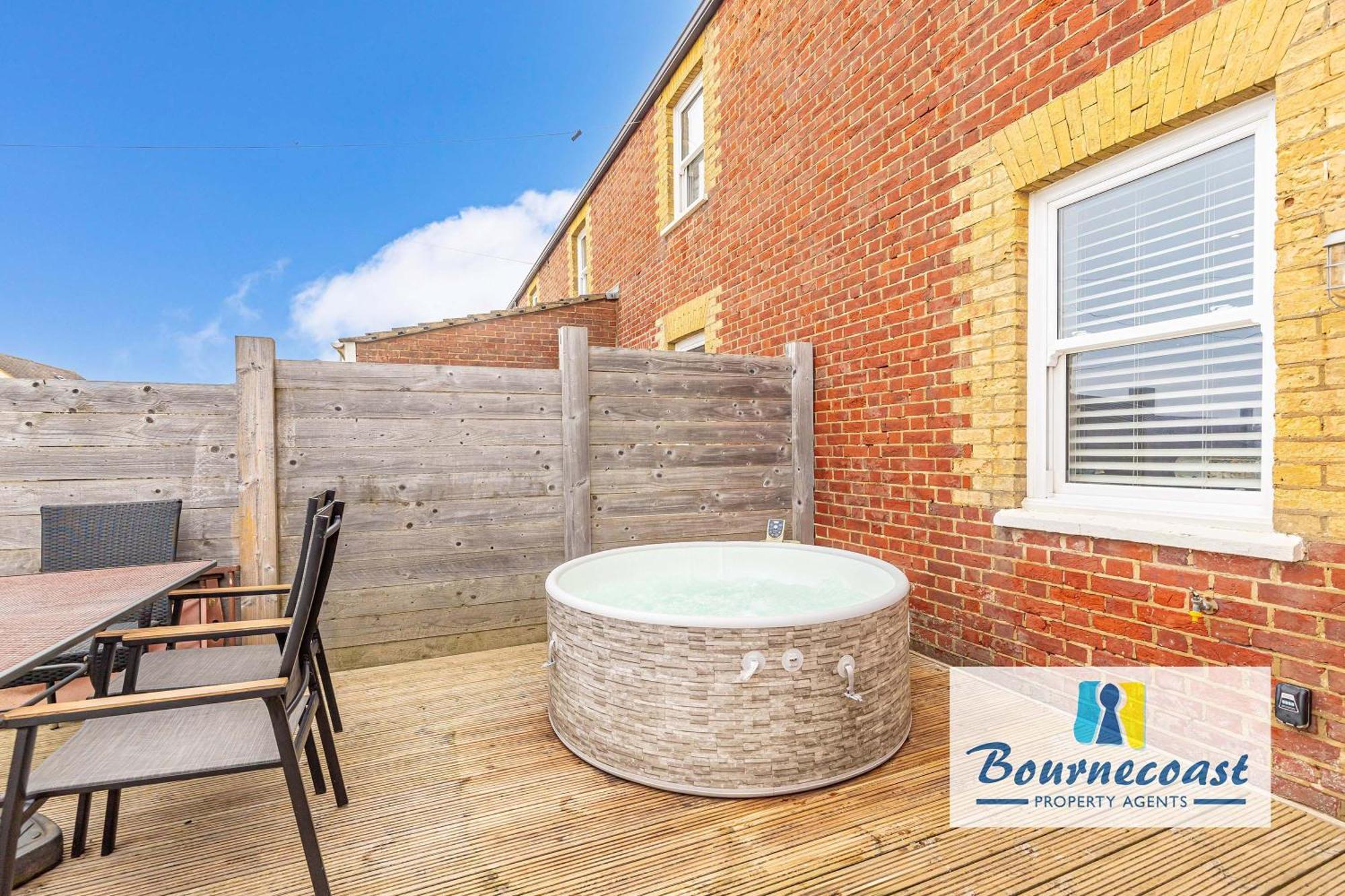 Bournecoast - Coastguard Cottage - Sea View - Garden - Hot Tub - Hb6098 Μπόρνμουθ Εξωτερικό φωτογραφία